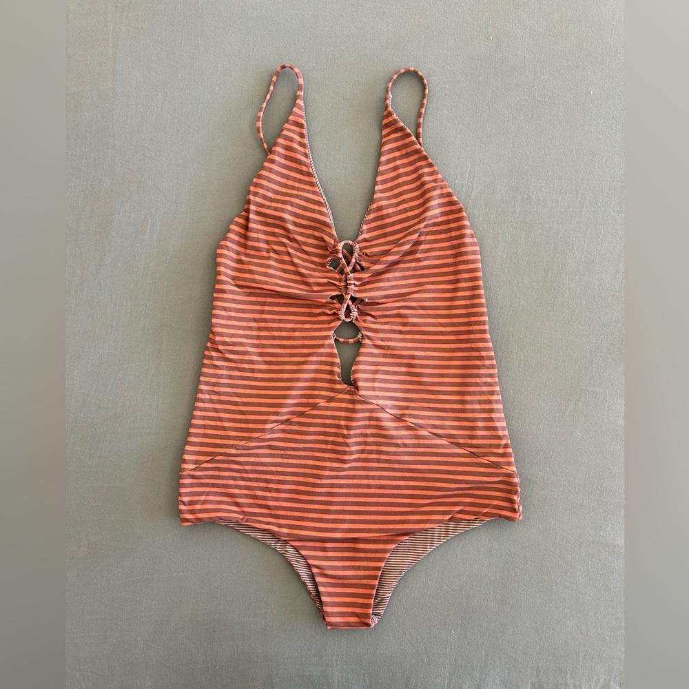 Acacia Kokomo Full Piece size L